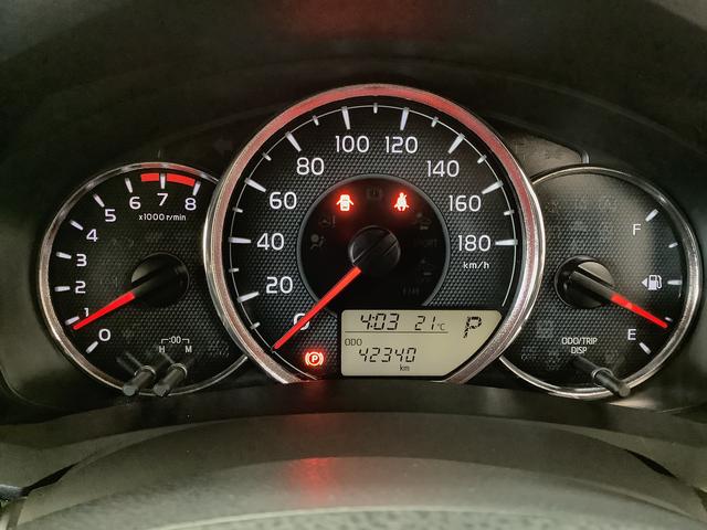 カローラフィールダー1.5G ダブルバイビー 4WD ナビ ETC バックカメラ1年保証 4WD ナビTV バックカメラ ETC ルーフキャリア Bluetooth オートハイビーム LEDヘッドライト 横滑り防止装置 オートエアコン 15インチアルミホイール(兵庫県)の中古車