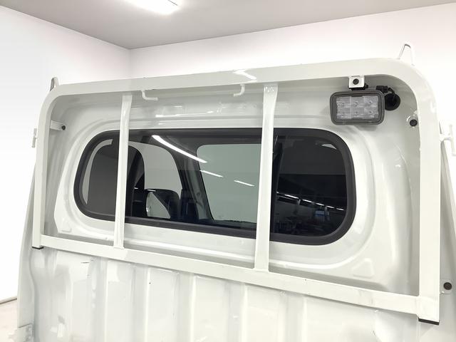 ハイゼットトラックＥＸＴ　ＣＶＴ　前後コーナーセンサー　３方開　荷台作業灯走行無制限１年保証　前後コーナーセンサー　ＣＶＴ車　３方開　荷台作業灯　オートマチックハイビーム　アイドリングストップ　プッシュスタート　横滑り防止装置　電動格納ドアミラー　ヘッドライトレベライザー（兵庫県）の中古車