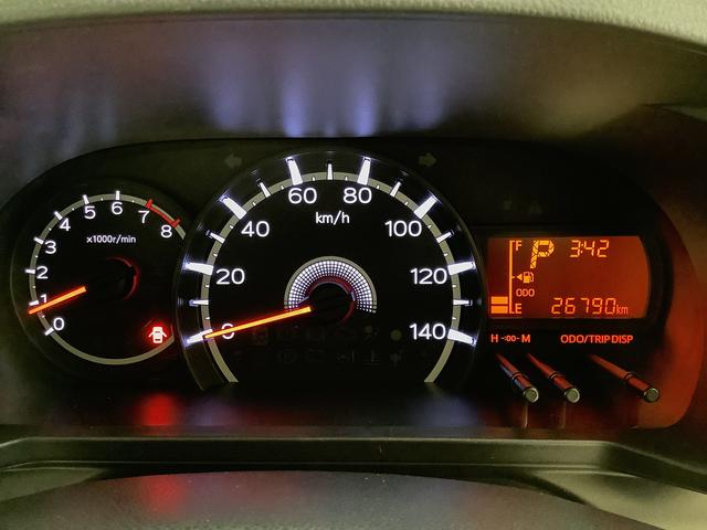 ムーヴＸターボ　ＳＡIII　４ＷＤ　ＥＴＣ　運転席シートヒーター走行無制限１年保証　運転席シートヒーター　４ＷＤ　ＥＴＣ　オートマチックハイビーム　アイドリングストップ　プッシュスタート　横滑り防止装置　オートライト　オートエアコン　１４インチ純正アルミホイール（兵庫県）の中古車