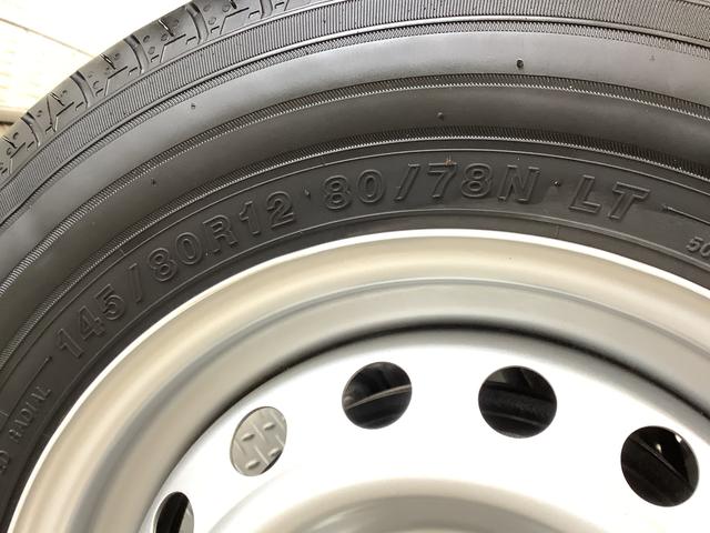 ハイゼットカーゴDX CVT ワンオーナー 前後コーナーセンサー キーレス走行無制限1年保証 前後コーナーセンサー CVT車 ワンオーナー オートマチックハイビーム キーレスエントリー アイドリングストップ 横滑り防止装置 オートライト ヘッドライトレベライザー ラジオ(兵庫県)の中古車