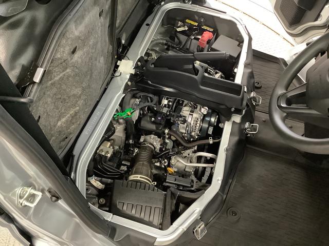 ハイゼットカーゴDX CVT ワンオーナー 前後コーナーセンサー キーレス走行無制限1年保証 前後コーナーセンサー CVT車 ワンオーナー オートマチックハイビーム キーレスエントリー アイドリングストップ 横滑り防止装置 オートライト ヘッドライトレベライザー ラジオ(兵庫県)の中古車