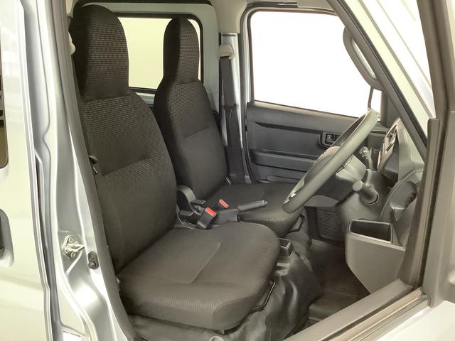 ハイゼットカーゴDX CVT ワンオーナー 前後コーナーセンサー キーレス走行無制限1年保証 前後コーナーセンサー CVT車 ワンオーナー オートマチックハイビーム キーレスエントリー アイドリングストップ 横滑り防止装置 オートライト ヘッドライトレベライザー ラジオ(兵庫県)の中古車