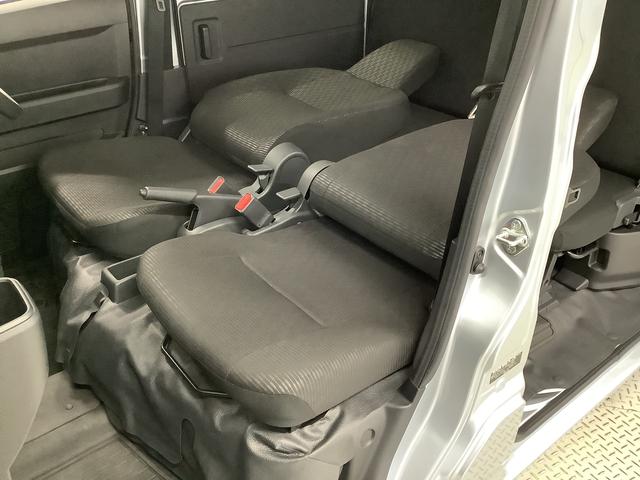 ハイゼットカーゴDX CVT ワンオーナー 前後コーナーセンサー キーレス走行無制限1年保証 前後コーナーセンサー CVT車 ワンオーナー オートマチックハイビーム キーレスエントリー アイドリングストップ 横滑り防止装置 オートライト ヘッドライトレベライザー ラジオ(兵庫県)の中古車