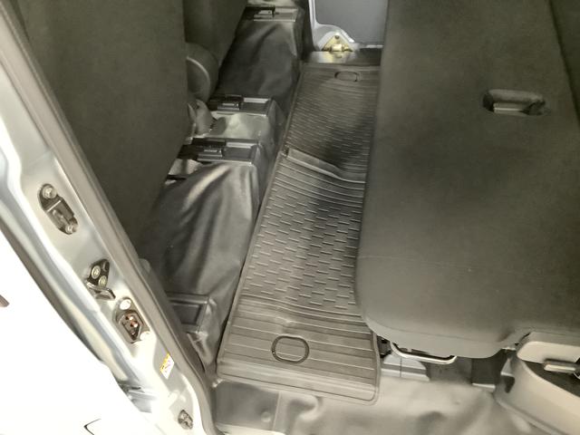 ハイゼットカーゴDX CVT ワンオーナー 前後コーナーセンサー キーレス走行無制限1年保証 前後コーナーセンサー CVT車 ワンオーナー オートマチックハイビーム キーレスエントリー アイドリングストップ 横滑り防止装置 オートライト ヘッドライトレベライザー ラジオ(兵庫県)の中古車