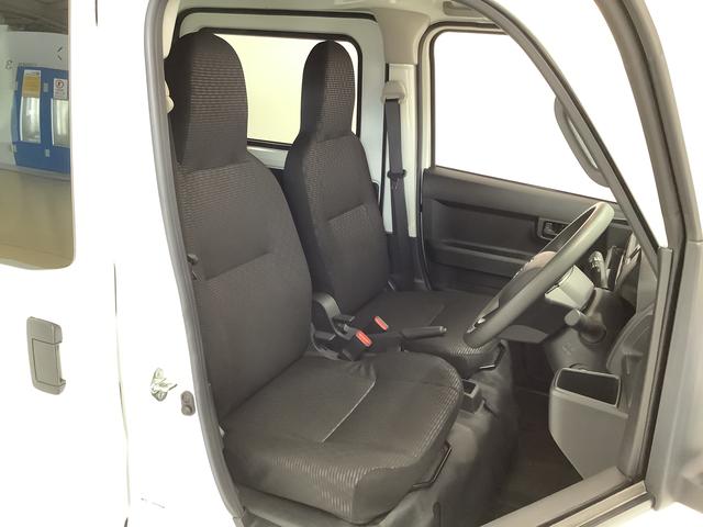 ハイゼットカーゴＤＸ　雹害車両　ＣＶＴ　ワンオーナー　前後コーナーセンサー雹害車両　１年保証　前後コーナーセンサー　ワンオーナー　ＣＶＴ車　オートマチックハイビーム　アイドリングストップ　キーレスエントリー　横滑り防止装置　オートライト　ヘッドライトレベライザー　ラジオ（兵庫県）の中古車