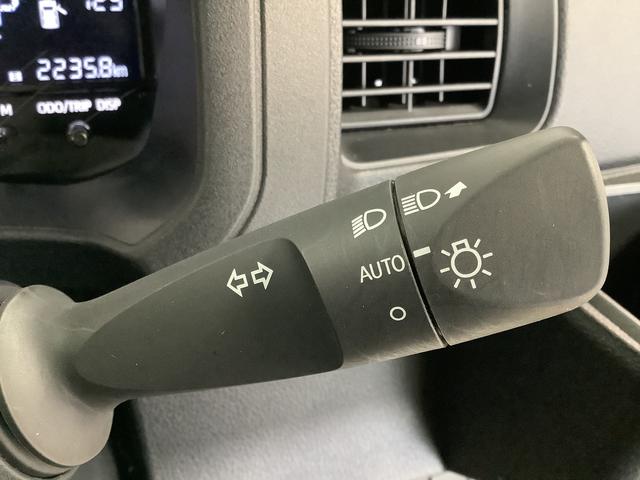 ハイゼットカーゴＤＸ　雹害車両　ＣＶＴ　ワンオーナー　前後コーナーセンサー雹害車両　１年保証　前後コーナーセンサー　ワンオーナー　ＣＶＴ車　オートマチックハイビーム　アイドリングストップ　キーレスエントリー　横滑り防止装置　オートライト　ヘッドライトレベライザー　ラジオ（兵庫県）の中古車