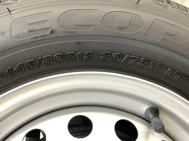 ハイゼットカーゴＤＸ　雹害車両　ＣＶＴ　ワンオーナー　前後コーナーセンサー雹害車両　１年保証　前後コーナーセンサー　ワンオーナー　ＣＶＴ車　オートマチックハイビーム　アイドリングストップ　キーレスエントリー　横滑り防止装置　オートライト　ヘッドライトレベライザー　ラジオ（兵庫県）の中古車