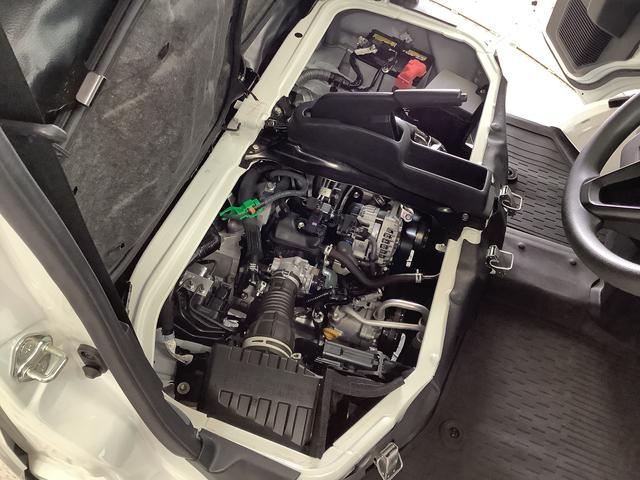 ハイゼットカーゴＤＸ　ＣＶＴ　ワンオーナー　前後コーナーセンサー　キーレス走行無制限１年保証　前後コーナーセンサー　ワンオーナー　ＣＶＴ車　オートマチックハイビーム　アイドリングストップ　キーレスエントリー　横滑り防止装置　オートライト　ヘッドライトレベライザー　ラジオ（兵庫県）の中古車