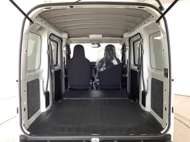 ハイゼットカーゴＤＸ　ＣＶＴ　ワンオーナー　前後コーナーセンサー　キーレス走行無制限１年保証　前後コーナーセンサー　ワンオーナー　ＣＶＴ車　オートマチックハイビーム　アイドリングストップ　キーレスエントリー　横滑り防止装置　オートライト　ヘッドライトレベライザー　ラジオ（兵庫県）の中古車