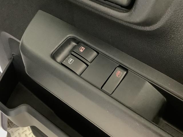 ハイゼットカーゴＤＸ　雹害車両　ＣＶＴ　前後コーナーセンサー　キーレス雹害車両　１年保証　前後コーナーセンサー　ＣＶＴ車　オートマチックハイビーム　アイドリングストップ　キーレスエントリー　横滑り防止装置　オートライト　ヘッドライトレベライザー　パワーウィンドウ（兵庫県）の中古車