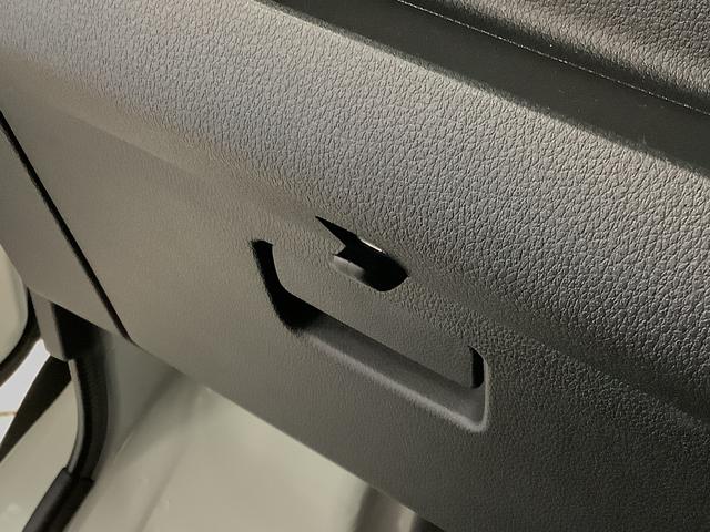 ハイゼットカーゴＤＸ　雹害車両　ＣＶＴ　前後コーナーセンサー　キーレス雹害車両　１年保証　前後コーナーセンサー　ＣＶＴ車　オートマチックハイビーム　アイドリングストップ　キーレスエントリー　横滑り防止装置　オートライト　ヘッドライトレベライザー　パワーウィンドウ（兵庫県）の中古車