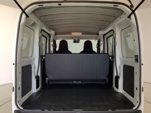 ハイゼットカーゴＤＸ　雹害車両　ＣＶＴ　前後コーナーセンサー　キーレス雹害車両　１年保証　前後コーナーセンサー　ＣＶＴ車　オートマチックハイビーム　アイドリングストップ　キーレスエントリー　横滑り防止装置　オートライト　ヘッドライトレベライザー　パワーウィンドウ（兵庫県）の中古車