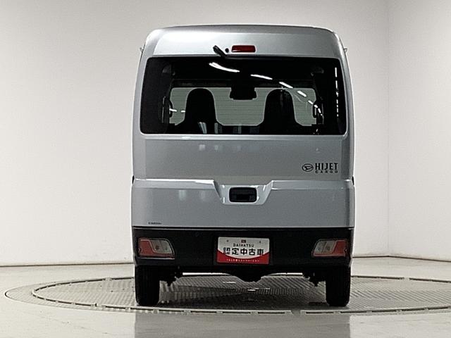 ハイゼットカーゴDX 4WD CVT 前後コーナーセンサー スマートアシスト走行無制限1年保証 前後コーナーセンサー 4WD CVT車 オートマチックハイビーム アイドリングストップ キーレスエントリー 横滑り防止装置 オートライト ヘッドライトレベライザー ラジオ(兵庫県)の中古車