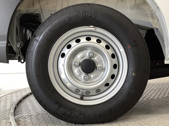 ハイゼットカーゴDX 4WD CVT 前後コーナーセンサー キーレス ラジオ走行無制限1年保証 前後コーナーセンサー 4WD CVT車 オートマチックハイビーム アイドリングストップ キーレスエントリー 横滑り防止装置 オートライト ヘッドライトレベライザー ラジオ(兵庫県)の中古車