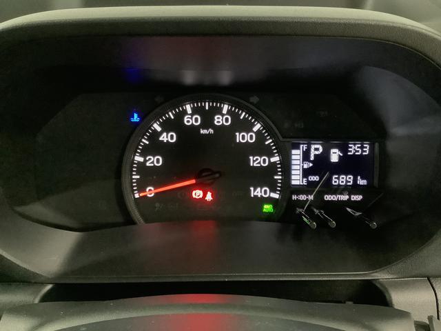 ハイゼットトラックスタンダード 4WD CVT 前後コーナーセンサー ラジオ走行無制限1年保証 前後コーナーセンサー 4WD CVT車 3方開 オートマチックハイビーム アイドリングストップ 横滑り防止装置 オートライト ヘッドライトレベライザー ラジオ スマートアシスト(兵庫県)の中古車