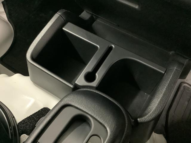 ハイゼットトラックスタンダード 4WD CVT 前後コーナーセンサー ラジオ走行無制限1年保証 前後コーナーセンサー 4WD CVT車 3方開 オートマチックハイビーム アイドリングストップ 横滑り防止装置 オートライト ヘッドライトレベライザー ラジオ スマートアシスト(兵庫県)の中古車