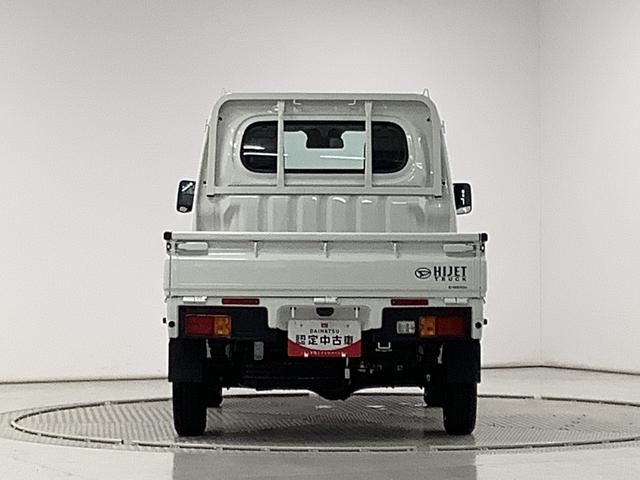 ハイゼットトラックスタンダード　ＣＶＴ　前後コーナーセンサー　荷台マット走行無制限１年保証　前後コーナーセンサー　ＣＶＴ車　３方開　荷台マット　オートマチックハイビーム　アイドリングストップ　横滑り防止装置　オートライト　ヘッドライトレベライザー　ラジオ　スペアタイヤ（兵庫県）の中古車