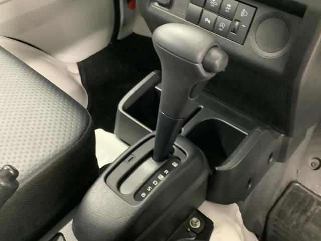 ハイゼットトラックスタンダード　ＣＶＴ　前後コーナーセンサー　荷台マット走行無制限１年保証　前後コーナーセンサー　ＣＶＴ車　３方開　荷台マット　オートマチックハイビーム　アイドリングストップ　横滑り防止装置　オートライト　ヘッドライトレベライザー　ラジオ　スペアタイヤ（兵庫県）の中古車