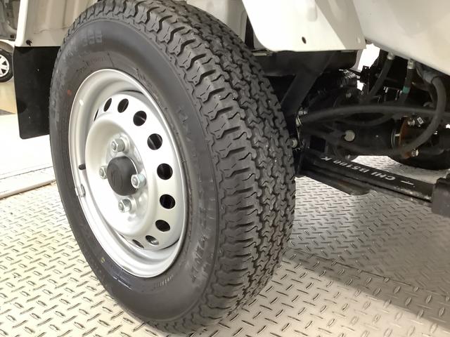 ハイゼットトラックスタンダード　ＣＶＴ　前後コーナーセンサー　荷台マット走行無制限１年保証　前後コーナーセンサー　ＣＶＴ車　３方開　荷台マット　オートマチックハイビーム　アイドリングストップ　横滑り防止装置　オートライト　ヘッドライトレベライザー　ラジオ　スペアタイヤ（兵庫県）の中古車