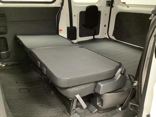 ハイゼットカーゴクルーズ　ＣＶＴ車　前後コーナーセンサー　プッシュスタート走行無制限１年保証　前後コーナーセンサー　ＣＶＴ車　オートマチックハイビーム　アイドリングストップ　プッシュスタート　横滑り防止装置　ヘッドライトレベライザー　電動格納ドアミラー　両側スライドドア（兵庫県）の中古車