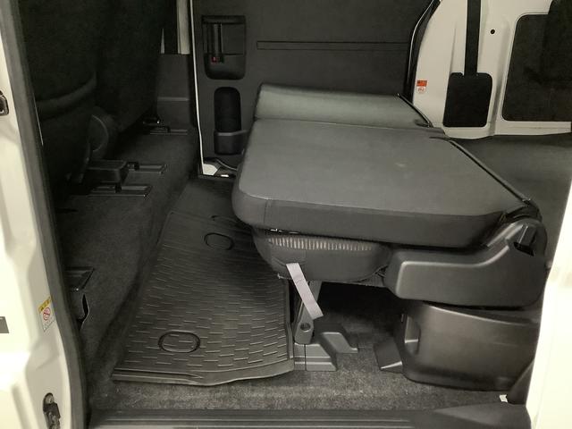 ハイゼットカーゴクルーズ　ＣＶＴ車　前後コーナーセンサー　プッシュスタート走行無制限１年保証　前後コーナーセンサー　ＣＶＴ車　オートマチックハイビーム　アイドリングストップ　プッシュスタート　横滑り防止装置　ヘッドライトレベライザー　電動格納ドアミラー　両側スライドドア（兵庫県）の中古車