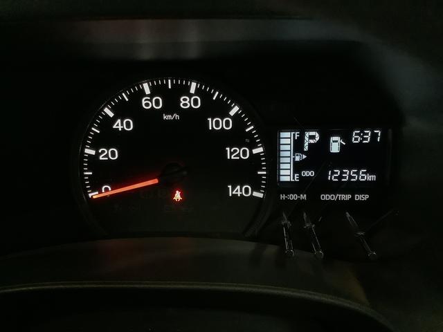 ハイゼットカーゴＤＸ　ＣＶＴ　ワンオーナー　前後コーナーセンサー　キーレス走行無制限１年保証　前後コーナーセンサー　ＣＶＴ車　ワンオーナー　オートマチックハイビーム　アイドリングストップ　横滑り防止装置　キーレスエントリー　オートライト　ヘッドライトレベライザー　ラジオ（兵庫県）の中古車