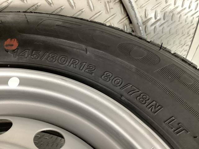 ハイゼットカーゴＤＸ　ＣＶＴ　ワンオーナー　前後コーナーセンサー　キーレス走行無制限１年保証　前後コーナーセンサー　ＣＶＴ車　ワンオーナー　オートマチックハイビーム　アイドリングストップ　横滑り防止装置　キーレスエントリー　オートライト　ヘッドライトレベライザー　ラジオ（兵庫県）の中古車