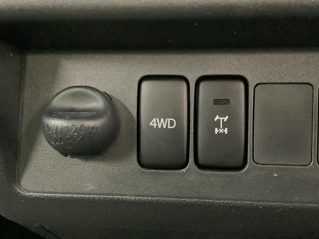 ハイゼットトラックスタンダード 農用スペシャル 4WD 5MT 荷台作業灯走行無制限1年保証 4WD 荷台作業灯 MT車 3方開 ゲートプロテクター ドアバイザー ヘッドライトレベライザー アクセサリーソケット デフロック マニュアルエアコン スペアタイヤ バッテリーカバー(兵庫県)の中古車