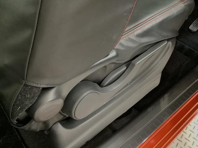 ムーヴカスタム　Ｘ　ハイパーＳＡII　４ＷＤ　８インチナビＴＶ１年保証　８インチナビＴＶ　バックカメラ　４ＷＤ　ドラレコ　ＤＶＤ　ＵＳＢ　Ｂｌｕｅｔｏｏｔｈ　ＬＥＤヘッドライト　アイドリングストップ　プッシュスタート　横滑り防止装置　１４インチ純正アルミホイール（兵庫県）の中古車