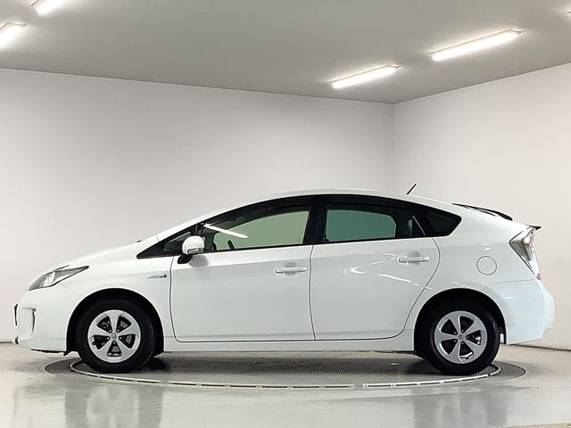 プリウスＳ　ワンオーナー　ナビ　ＥＴＣ　バックカメラ　スマートキー１年保証　ワンオーナー　ナビＴＶ　ＥＴＣ　バックカメラ　Ｂｌｕｅｔｏｏｔｈ　ＨＩＤヘッドライト　プッシュスタート　オートライト　オートエアコン　ドアバイザー　トノカバー　１５インチアルミホイール（兵庫県）の中古車