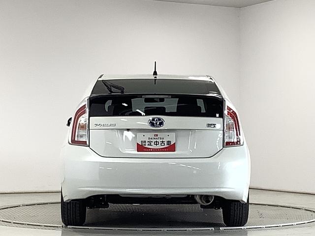 プリウスＳ　ワンオーナー　ナビ　ＥＴＣ　バックカメラ　スマートキー１年保証　ワンオーナー　ナビＴＶ　ＥＴＣ　バックカメラ　Ｂｌｕｅｔｏｏｔｈ　ＨＩＤヘッドライト　プッシュスタート　オートライト　オートエアコン　ドアバイザー　トノカバー　１５インチアルミホイール（兵庫県）の中古車