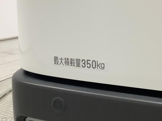 ハイゼットカーゴDX ワンオーナー CVT 前後コーナーセンサー キーレス走行無制限1年保証 前後コーナーセンサー CVT車 ワンオーナー オートマチックハイビーム キーレスエントリー アイドリングストップ 横滑り防止装置 オートライト ヘッドライトレベライザー ラジオ(兵庫県)の中古車