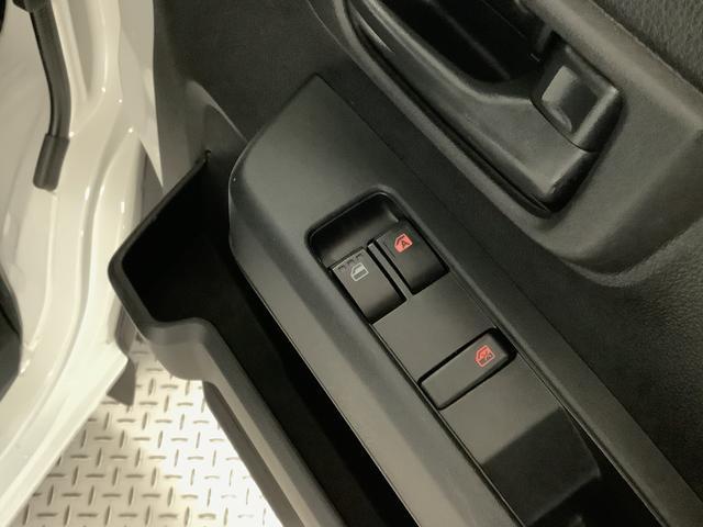 ハイゼットカーゴDX ワンオーナー CVT 前後コーナーセンサー キーレス走行無制限1年保証 前後コーナーセンサー CVT車 ワンオーナー オートマチックハイビーム キーレスエントリー アイドリングストップ 横滑り防止装置 オートライト ヘッドライトレベライザー ラジオ(兵庫県)の中古車