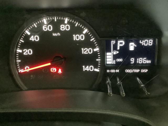 ハイゼットカーゴDX CVT コーナーセンサー キーレスエントリー ラジオ走行無制限1年保証 前後コーナーセンサー CVT車 オートマチックハイビーム アイドリングストップ 横滑り防止装置 オートライト ヘッドライトレベライザー パワーウィンドウ ラジオ スマートアシスト(兵庫県)の中古車