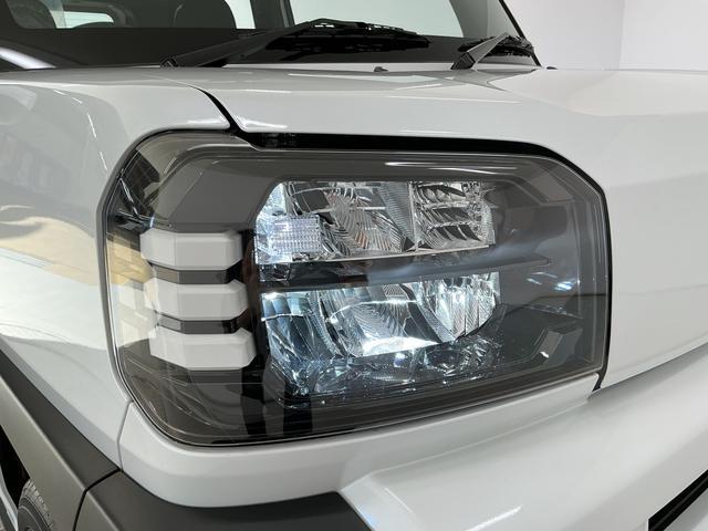 タフトＸ　９インチディスプレイオーディオ　前後コーナーセンサー１年保証　９インチディスプレイオーディオ　バックカメラ　前後コーナーセンサー　ＴＶ　ＵＳＢ接続　Ｂｌｕｅｔｏｏｔｈ　オートハイビーム　ＬＥＤヘッドライト　オートブレーキホールド　スカイフィールトップ（兵庫県）の中古車