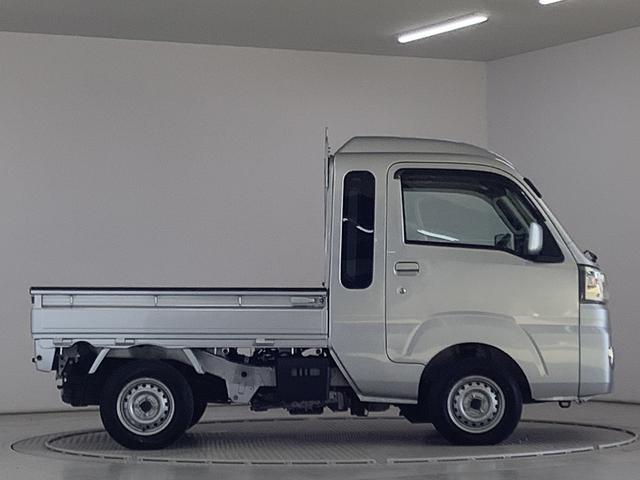 ハイゼットトラックジャンボＳＡIIIｔ　４ＷＤ　ＣＶＴ　ＣＤ　バックソナー走行無制限１年保証　４ＷＤ　バックソナー　ＭＴ車　ＣＤオーディオ　３方開　荷台作業灯　ゲートプロテクター　荷台マット　ＬＥＤヘッドライト　横滑り防止装置　オートライト　ヘッドライトレベライザー（兵庫県）の中古車