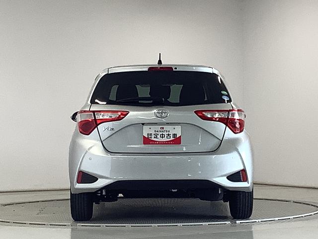 ヴィッツF セーフティーエディションIII ワンオーナー ナビTV1年保証 ワンオーナー 衝突軽減ブレーキ ナビTV バックカメラ 前後コーナーセンサー Bluetooth オートハイビーム LEDヘッドライト アイドリングストップ プッシュスタート 横滑り防止装置(兵庫県)の中古車