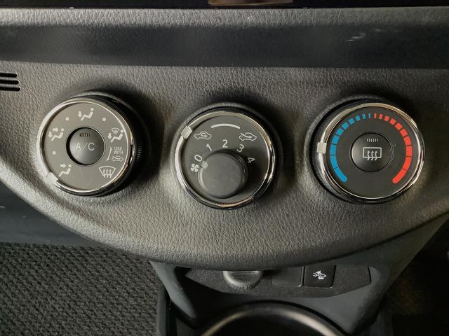 ヴィッツF セーフティーエディションIII ワンオーナー ナビTV1年保証 ワンオーナー 衝突軽減ブレーキ ナビTV バックカメラ 前後コーナーセンサー Bluetooth オートハイビーム LEDヘッドライト アイドリングストップ プッシュスタート 横滑り防止装置(兵庫県)の中古車