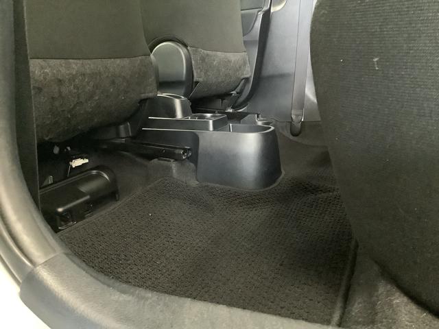 ヴィッツF セーフティーエディションIII ワンオーナー ナビTV1年保証 ワンオーナー 衝突軽減ブレーキ ナビTV バックカメラ 前後コーナーセンサー Bluetooth オートハイビーム LEDヘッドライト アイドリングストップ プッシュスタート 横滑り防止装置(兵庫県)の中古車