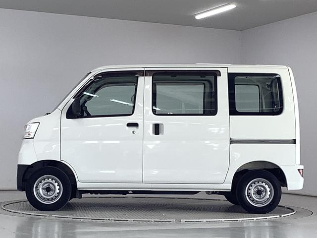 ハイゼットカーゴスペシャル 5MT アイドリングストップ 両側スライドドア走行無制限1年保証 アイドリングストップ MT車 ヘッドライトレベライザー アクセサリーソケット 両側スライドドア ラジオ マニュアルエアコン オーバーヘッドシェルフ パワーステアリング(兵庫県)の中古車