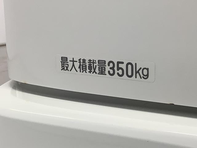 ハイゼットカーゴスペシャル 5MT アイドリングストップ 両側スライドドア走行無制限1年保証 アイドリングストップ MT車 ヘッドライトレベライザー アクセサリーソケット 両側スライドドア ラジオ マニュアルエアコン オーバーヘッドシェルフ パワーステアリング(兵庫県)の中古車