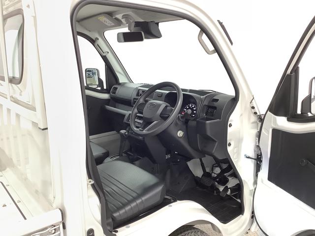 ハイゼットトラックスタンダード 4WD CVT ワンオーナー コーナーセンサー走行無制限1年保証 前後コーナーセンサー 4WD CVT車 ワンオーナー 3方開 アイドリングストップ 横滑り防止装置 オートライト ヘッドライトレベライザー アクセサリーソケット ラジオ(兵庫県)の中古車