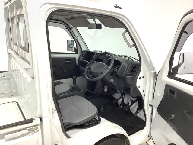 キャリイトラックＫＣエアコン・パワステ　４ＷＤ　５ＭＴ　ワンオーナー　３方開走行無制限１年保証　４ＷＤ　ワンオーナー　ＭＴ車　３方開　ゲートプロテクター　ドアバイザー　ヘッドライトレベライザー　ラジオ　シガーソケット　マニュアルエアコン　スペアタイヤ　バッテリーカバー（兵庫県）の中古車