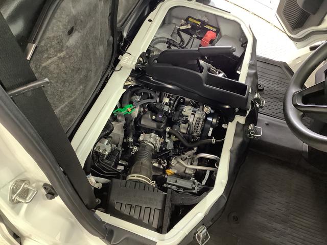 ハイゼットカーゴＤＸ　ＣＶＴ　ワンオーナー　前後コーナーセンサー　キーレス走行無制限１年保証　前後コーナーセンサー　ワンオーナー　ＣＶＴ車　オートマチックハイビーム　アイドリングストップ　キーレスエントリー　横滑り防止装置　オートライト　ヘッドライトレベライザー　ラジオ（兵庫県）の中古車