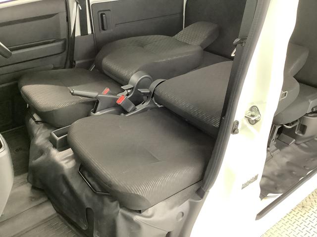 ハイゼットカーゴＤＸ　ＣＶＴ　ワンオーナー　前後コーナーセンサー　キーレス走行無制限１年保証　前後コーナーセンサー　ワンオーナー　ＣＶＴ車　オートマチックハイビーム　アイドリングストップ　キーレスエントリー　横滑り防止装置　オートライト　ヘッドライトレベライザー　ラジオ（兵庫県）の中古車