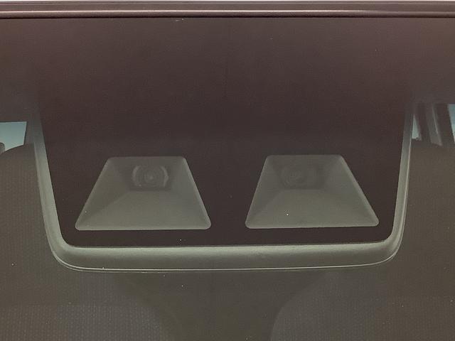 ハイゼットカーゴデラックスＳＡIII　ＡＴ　ナビ　ＥＴＣ　コーナーセンサー１年保証　ＡＴ車　ナビ　ＵＳＢ　ＥＴＣ　リアコーナーセンサー　フルセグＴＶ　Ｂｌｕｅｔｏｏｔｈ　オートマチックハイビーム　ＬＥＤヘッドライト　キーレス　横滑り防止装置　オートライト　ドアバイザー（兵庫県）の中古車