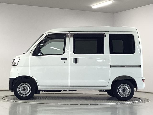 ハイゼットカーゴデラックスＳＡIII　ＡＴ　ナビ　ＥＴＣ　コーナーセンサー１年保証　ＡＴ車　ナビ　ＵＳＢ　ＥＴＣ　リアコーナーセンサー　フルセグＴＶ　Ｂｌｕｅｔｏｏｔｈ　オートマチックハイビーム　ＬＥＤヘッドライト　キーレス　横滑り防止装置　オートライト　ドアバイザー（兵庫県）の中古車