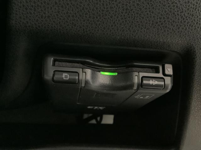 ハイゼットカーゴデラックスＳＡIII　ＡＴ　ナビ　ＥＴＣ　コーナーセンサー１年保証　ＡＴ車　ナビ　ＵＳＢ　ＥＴＣ　リアコーナーセンサー　フルセグＴＶ　Ｂｌｕｅｔｏｏｔｈ　オートマチックハイビーム　ＬＥＤヘッドライト　キーレス　横滑り防止装置　オートライト　ドアバイザー（兵庫県）の中古車