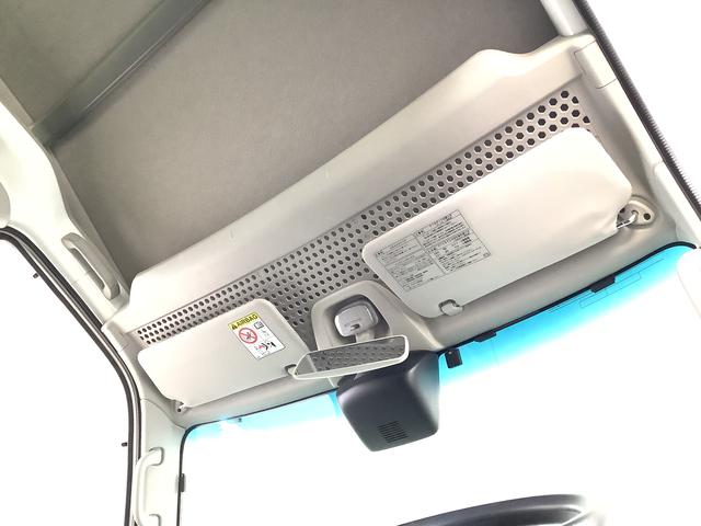 ハイゼットカーゴデラックスＳＡIII　ＡＴ　ナビ　ＥＴＣ　コーナーセンサー１年保証　ＡＴ車　ナビ　ＵＳＢ　ＥＴＣ　リアコーナーセンサー　フルセグＴＶ　Ｂｌｕｅｔｏｏｔｈ　オートマチックハイビーム　ＬＥＤヘッドライト　キーレス　横滑り防止装置　オートライト　ドアバイザー（兵庫県）の中古車