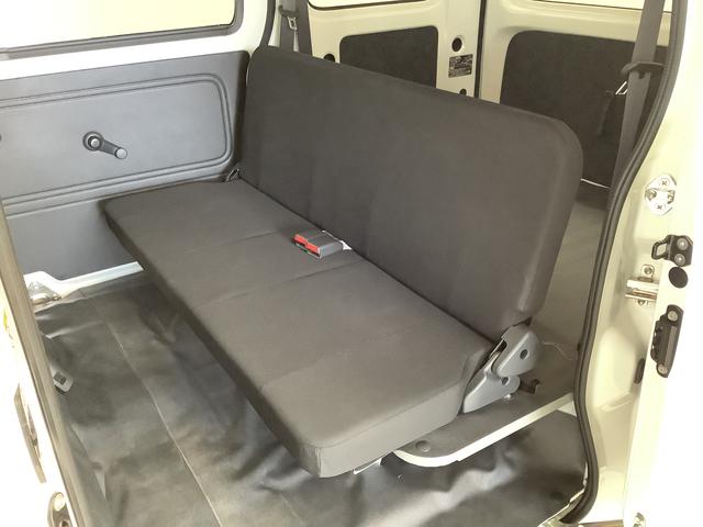 ハイゼットカーゴデラックスＳＡIII　ＡＴ　ナビ　ＥＴＣ　コーナーセンサー１年保証　ＡＴ車　ナビ　ＵＳＢ　ＥＴＣ　リアコーナーセンサー　フルセグＴＶ　Ｂｌｕｅｔｏｏｔｈ　オートマチックハイビーム　ＬＥＤヘッドライト　キーレス　横滑り防止装置　オートライト　ドアバイザー（兵庫県）の中古車